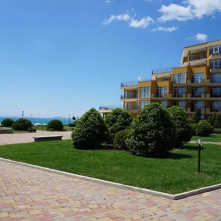 Apartmán мидия на първа линия - Midia First Line