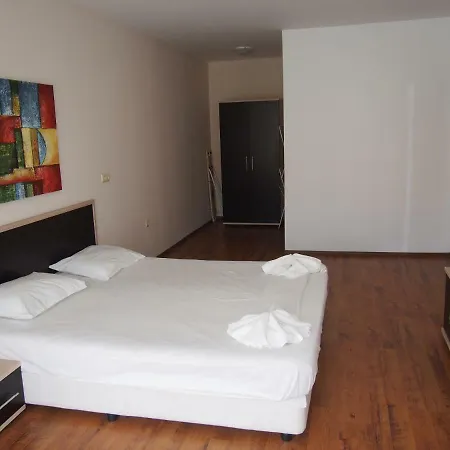 мидия на първа линия - Midia First Line Appartement Aheloy