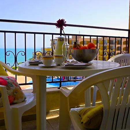 мидия на първа линия - Midia First Line Acheloj