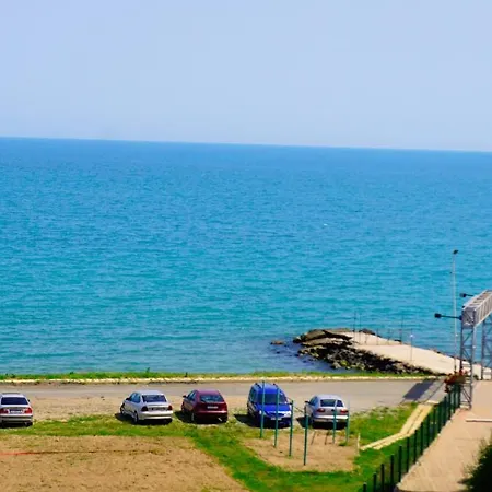 Apartmán мидия на първа линия - Midia First Line *