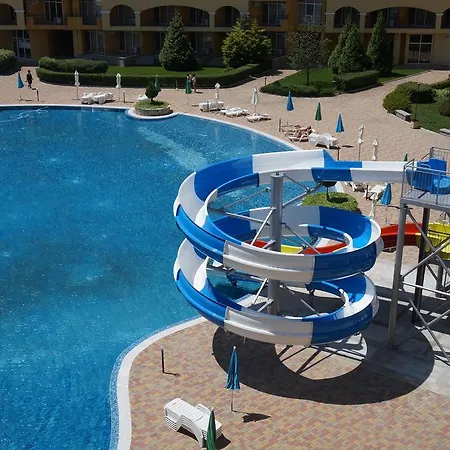 мидия на първа линия - Midia First Line Acheloj