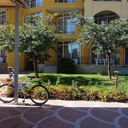 Apartmán мидия на първа линия - Midia First Line