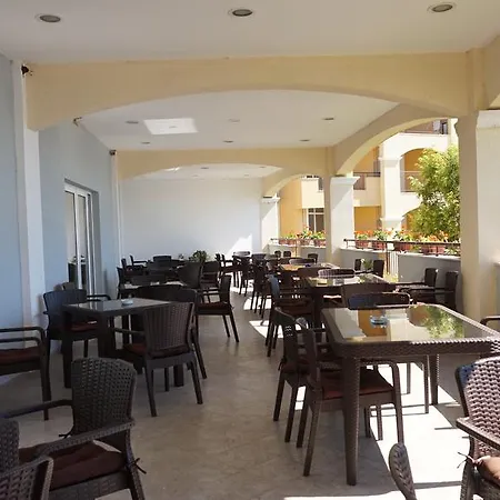 Apartmán мидия на първа линия - Midia First Line *