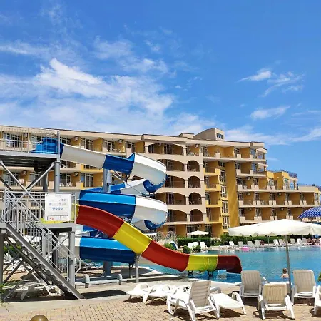 Apartmán мидия на първа линия - Midia First Line