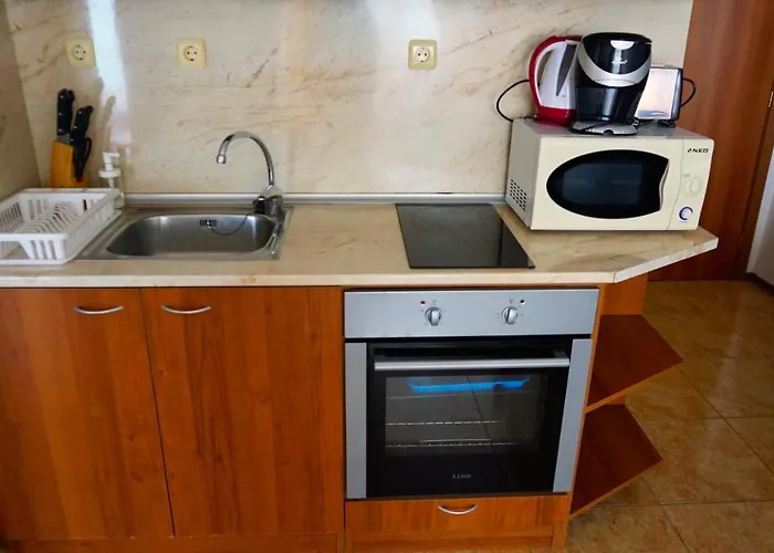 мидия на първа линия - Midia First Line *