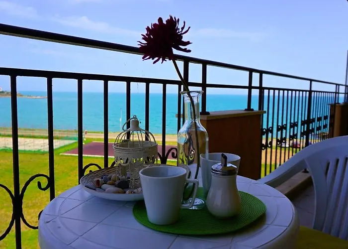 мидия на първа линия - Midia First Line